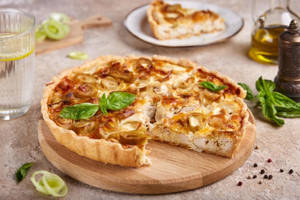 Receitas Fáceis: Tortas e Quiches de Frango Para o Almoço