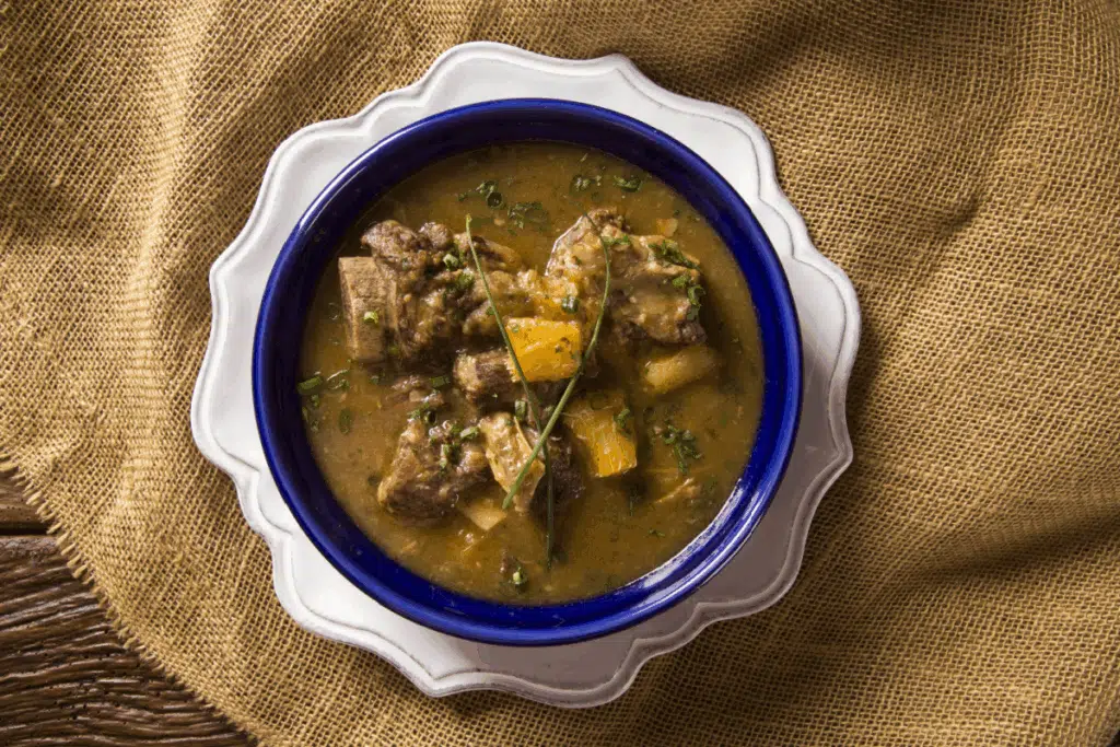 5 receitas tradicionais da culinária brasileira para celebrar a vitória da Seleção