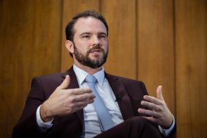 Durigan pede a Alcolumbre cautela em promulgar PEC de agente de saúde