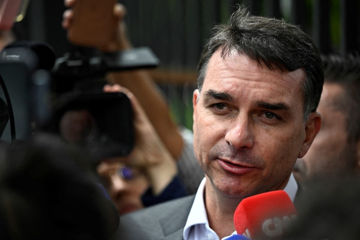 Valdemar Costa Neto diz que Flávio Bolsonaro não estava preparado para ser candidato