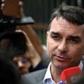 Flávio Bolsonaro faz nova troca de marqueteiro e Duda Lima assumirá campanha