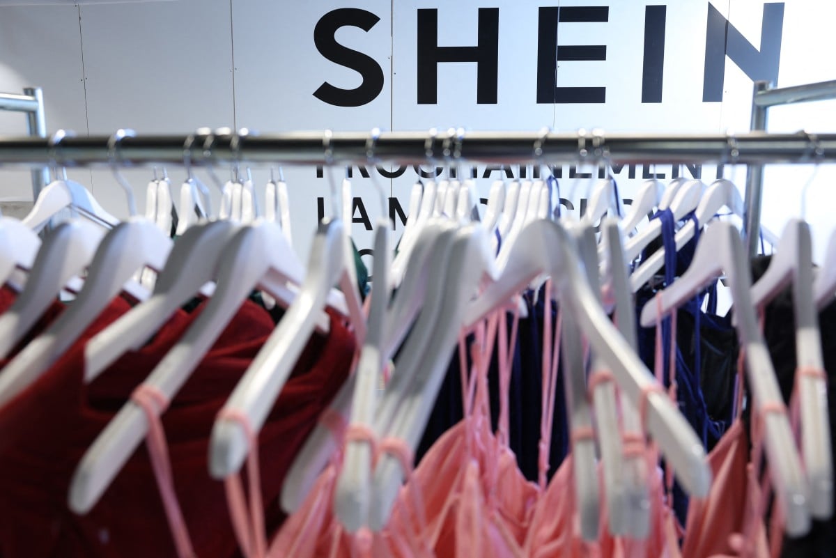 China ameaça França com retaliações por lei contra ‘ultra fast fashion’