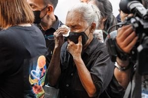 Número de mortes após incêndio em bar na Tailândia chega a 30