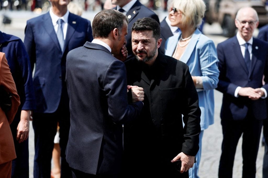 França celebra o dia da tomada da Bastilha com homenagem à Ucrânia