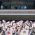 Japão reforma lei imperial, mas mantém fechada a porta para uma mulher assumir o trono