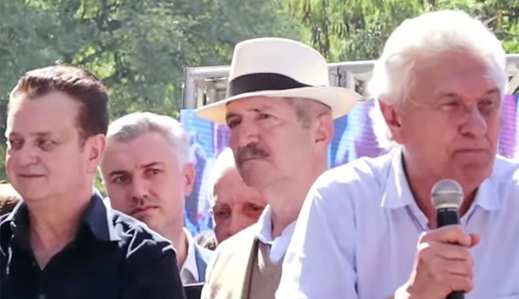 Rifado por seu partido, Aldo Rebelo vai à convenção de Caiado