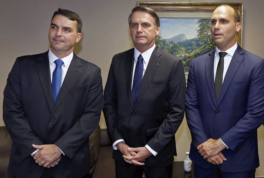 A vassalagem do clã Bolsonaro