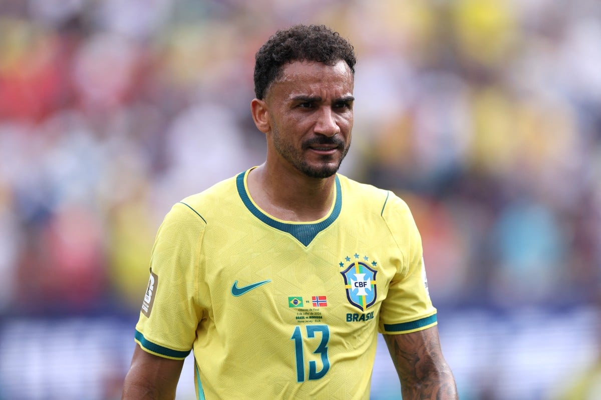 Lula critica seleção brasileira por poucos jogadores retornarem ao país
