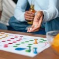 Quando o adversário é um robô: a nova geração de jogos de tabuleiro ganha braços, visão computacional e IA