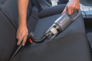 Dia dos Pais: 10 acessórios para carro elétrico que valem mais do que um presente tradicional