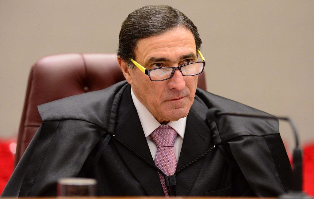 Zanin autoriza PF a investigar ministro do STJ em caso sobre venda de decisões