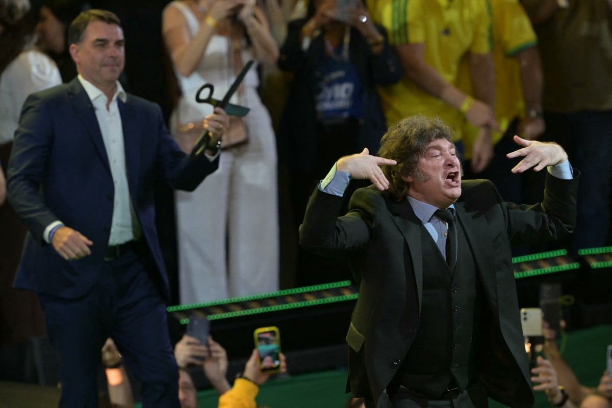 A reação do Itamaraty às ofensas de Milei em ato de Flávio Bolsonaro