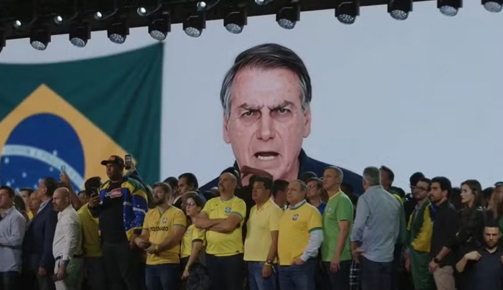 A ofensiva na PGR contra Flávio Bolsonaro por vídeo de Jair produzido com inteligência artificial