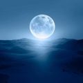 Rituais lunares para julho: veja como aproveitar as fases da Lua para se conectar com sua energia