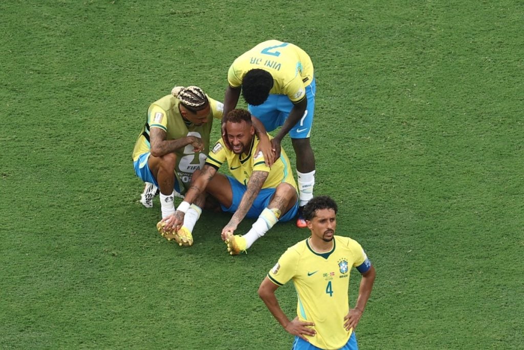 Sobre copas, derrotas e eleições