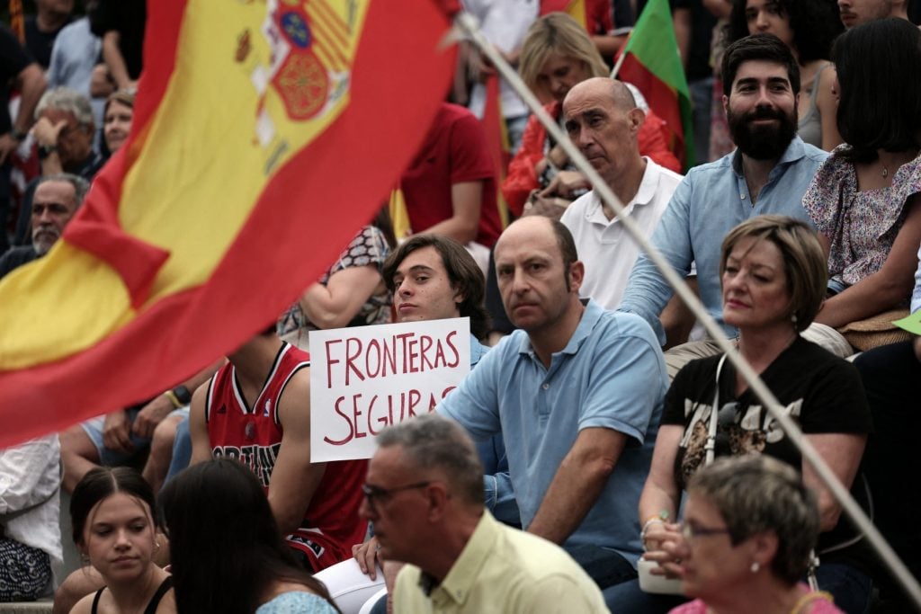 Direita e extrema-direita se aliam para governar Andaluzia, na Espanha