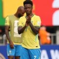 Vinícius Jr se defende por não ter cobrado pênalti contra Noruega