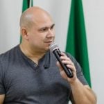 Prefeito bolsonarista veta campeonato de ‘farmar aura’ em Cuiabá