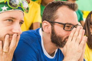 Palpitações e ansiedade em dias de jogos: quando a emoção merece atenção médica