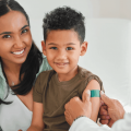 Vacinação infantil: 5 cuidados para fortalecer o sistema imunológico das crianças