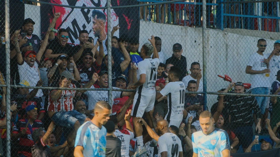 Várzea: o futebol, da Liberdade ao Paraíso