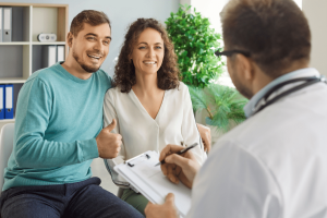 É possível engravidar após os 40 anos mesmo com endometriose? Entenda