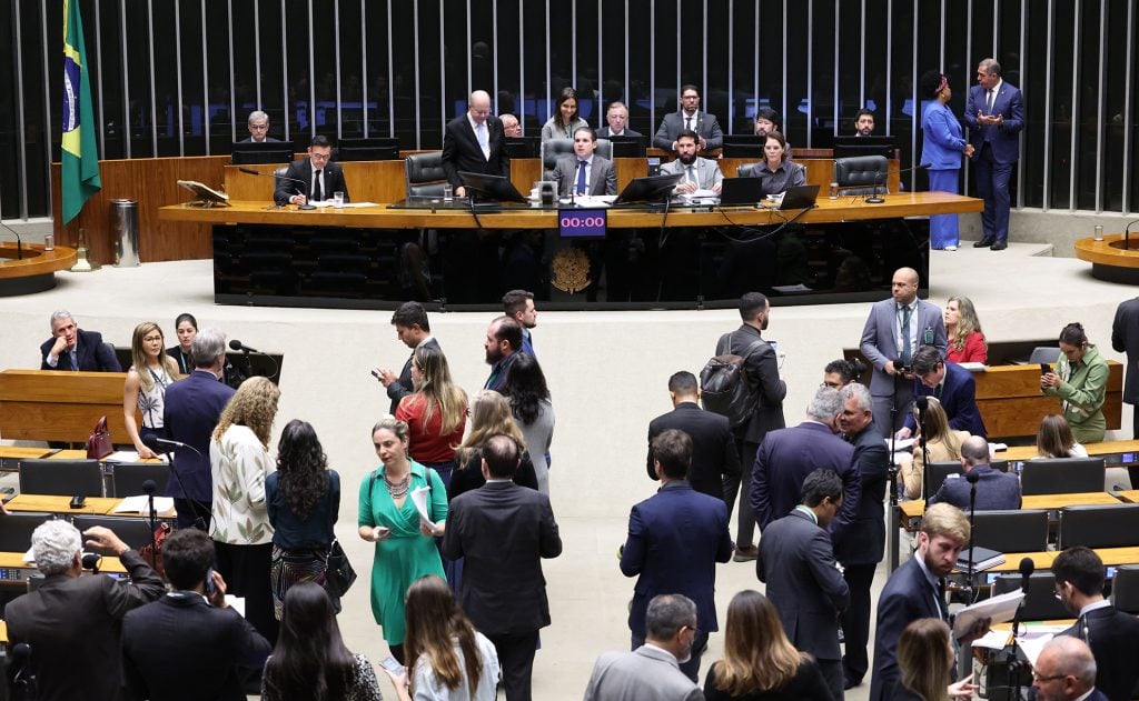 Câmara aprova projeto que cria ‘filtro de relevância’ e limita recursos ao STJ