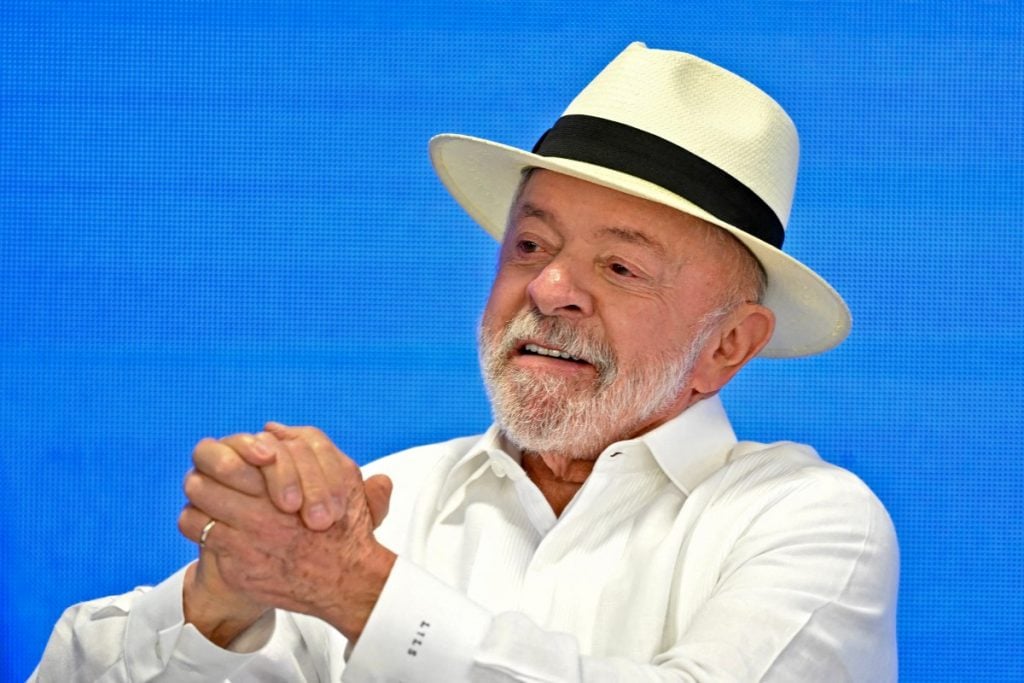 Impasse em Minas permanece, mas Lula fecha palanques nos demais estados