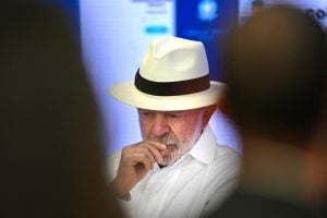 ‘Plano C’, desistência de candidatura própria ou aliança: o nó que Lula tenta desatar em Minas