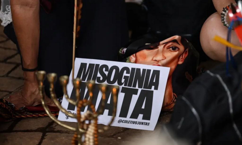 Bolsonaristas propõem exceção para manifestações religiosas no PL da Misoginia