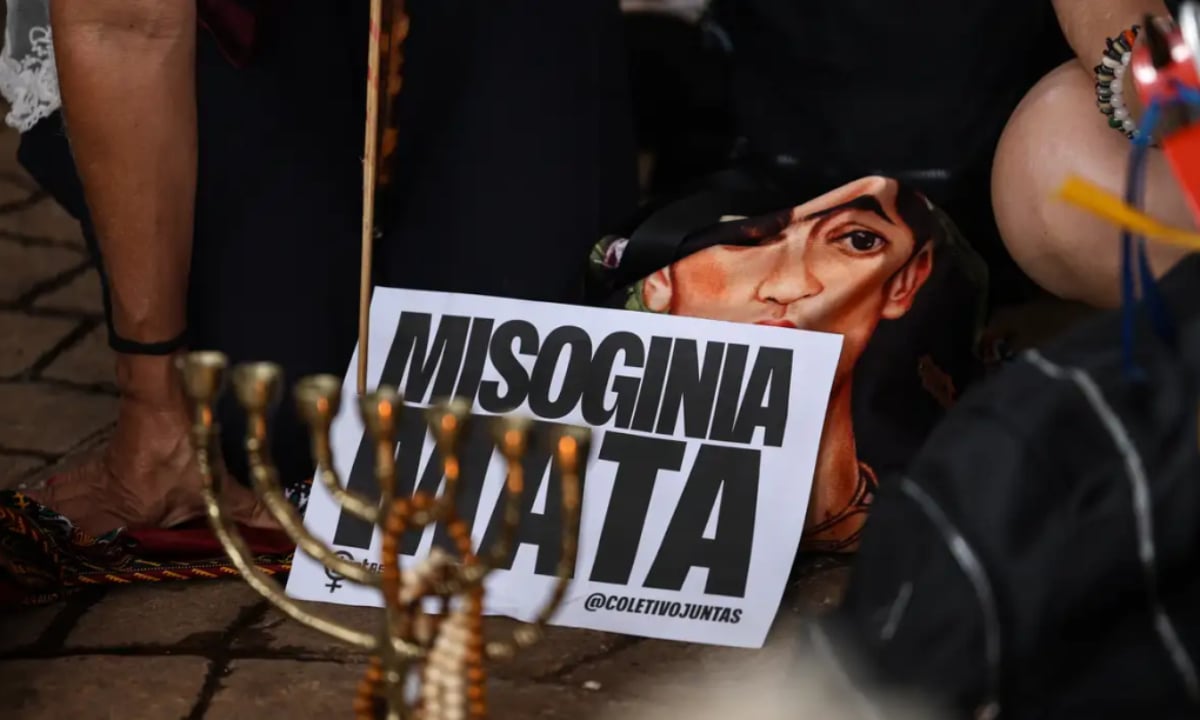 Bolsonaristas propõem exceção para manifestações religiosas no PL da Misoginia