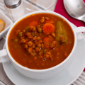 6 receitas de sopas vegetarianas para se aquecer nos dias frios
