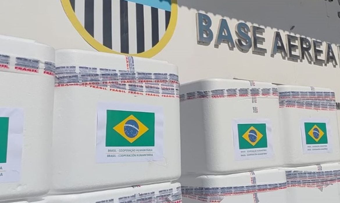 Brasil envia 690 mil doses de vacinas em ajuda à Venezuela – CartaCapital Brasil envia 690 mil doses de vacinas em ajuda à Venezuela – CartaCapital
