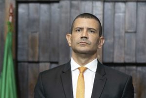 Nem no covil