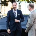 Quem é Haakon 8º, o novo rei da Noruega