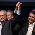 Flávio Bolsonaro anuncia Alfredo Gaspar como vice após fracassar em ampliar aliança além do PL
