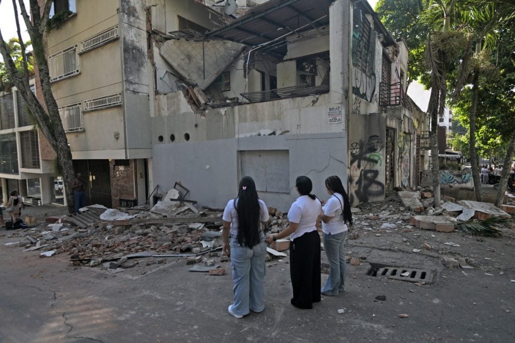 Forte terremoto atinge a Colômbia e é sentido no Equador e no Panamá