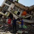 Colômbia confirma 132 mortes por terremoto; buscas por sobreviventes prosseguem