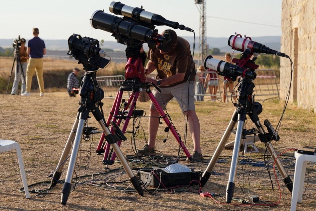 Europeus se preparam para o eclipse solar total