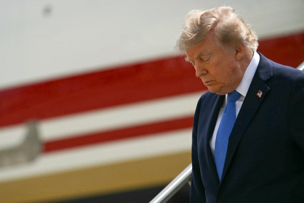 Candidatos de Trump tropeçam e esquerda avança na Flórida