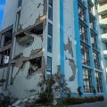 Terremoto de magnitude 7,7 atinge Indonésia; autoridades pedem evacuações