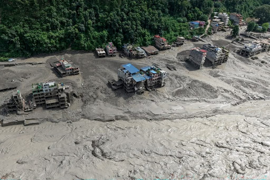 Nepal tem dezenas de mortos e centenas de desaparecidos após inundação