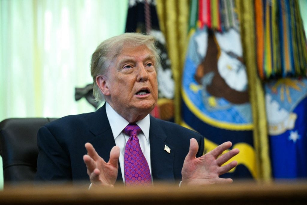 Em meio a tensão com o Canadá, Trump muda nome do Lago Ontário para Lago América