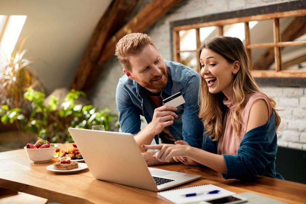 Privalia tem produtos em promoção nessa semana: como aproveitar os descontos