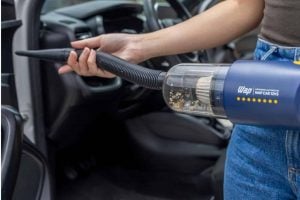 Qual o melhor aspirador automotivo para manter o carro limpo no dia a dia?