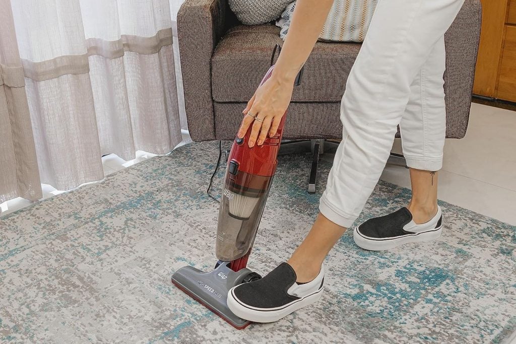 Vale pagar mais? Veja o que muda do aspirador vertical mais barato ao mais caro