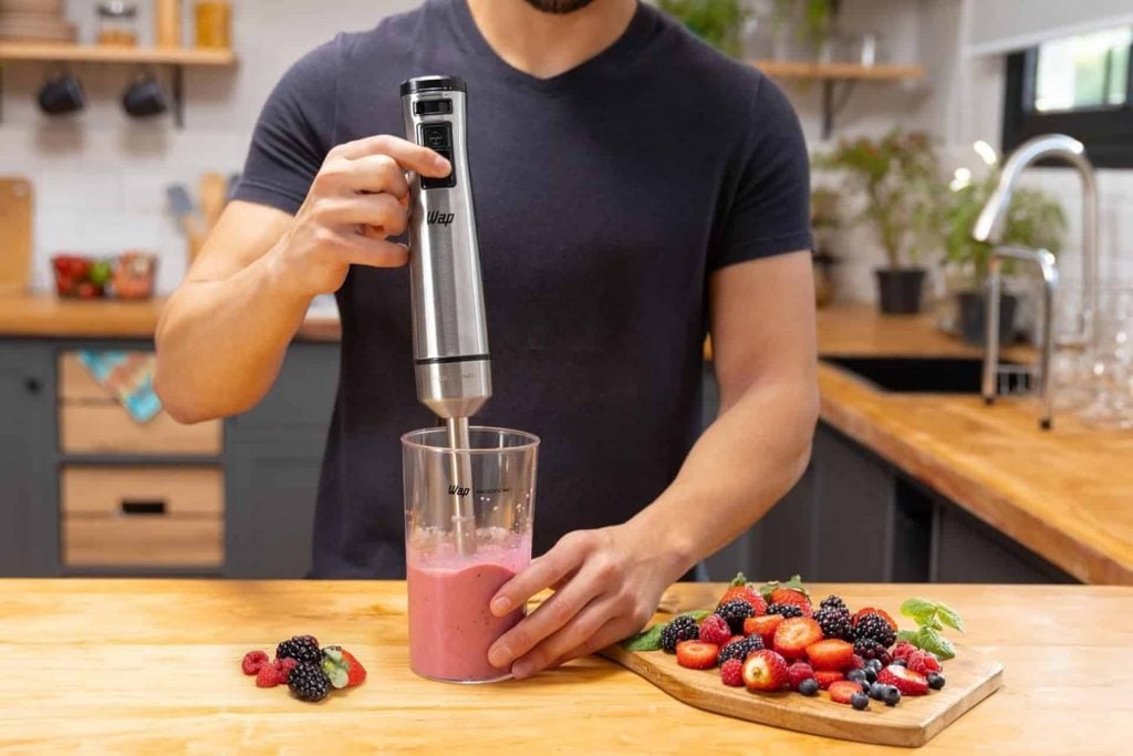 O melhor mixer elétrico pode substituir três aparelhos na cozinha?