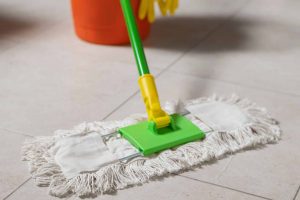 Como escolher o melhor mop com reservatório? Conheça opção para agilizar a limpeza