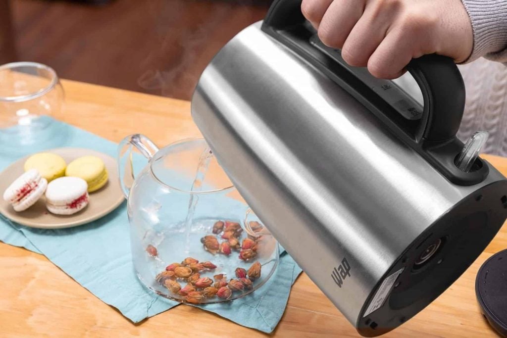 Qual é a melhor chaleira elétrica para a sua rotina?