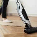 Qual é o melhor aspirador vertical: barato ou mais completo?